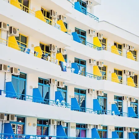 Party Golden Sands Hotel Warna