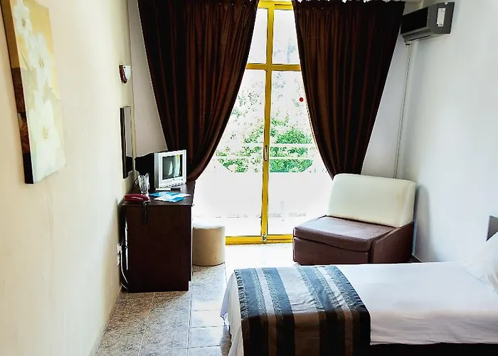 Party Golden Sands 3* Varna