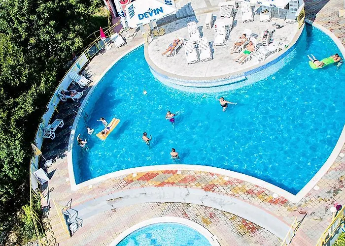 Party Golden Sands Hotel 3*