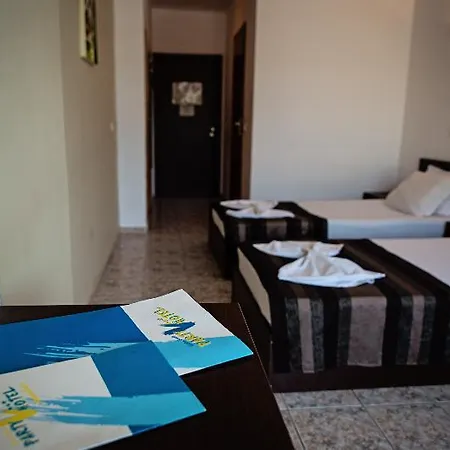 Party Golden Sands Hotell 3*